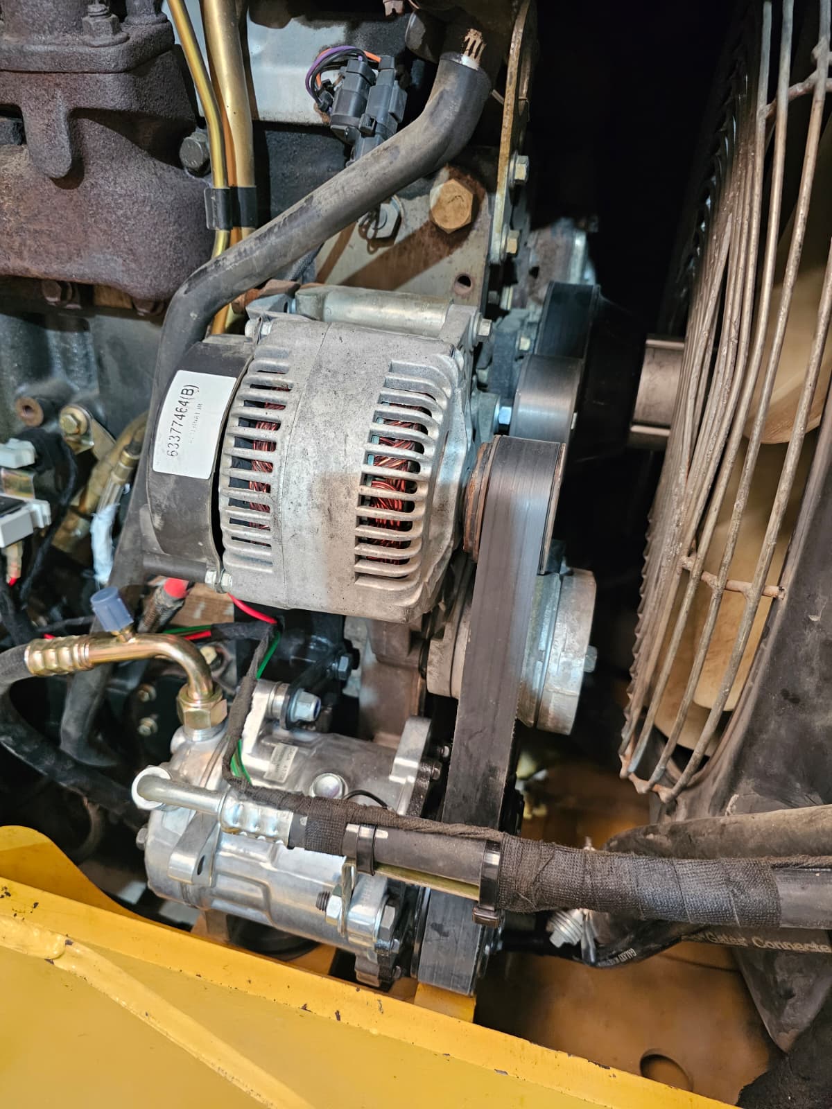 Sistem aer conditionat tractor cu functie racire/incalzire 5.5kw 12V fulie caneluri