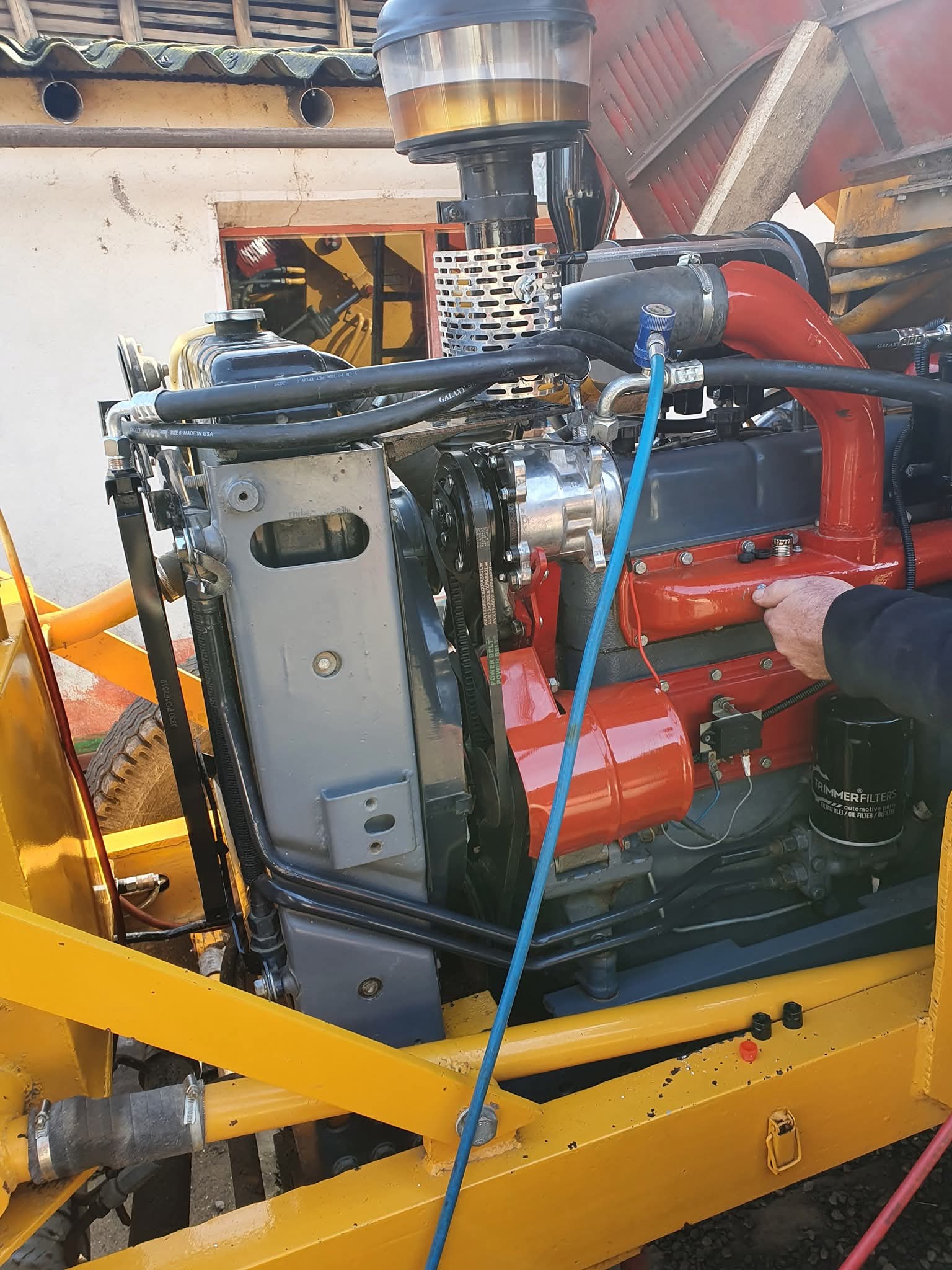 Sistem aer conditionat tractor U650 cu functie racire/incalzire 5.5kw 12V fulie trapez