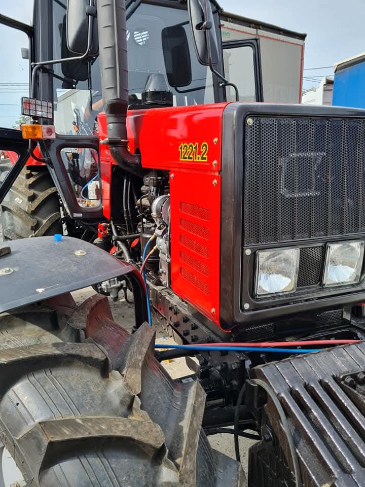 Sistem aer conditionat tractor Belarus cu functie racire/incalzire 5.5kw 12V fulie trapez