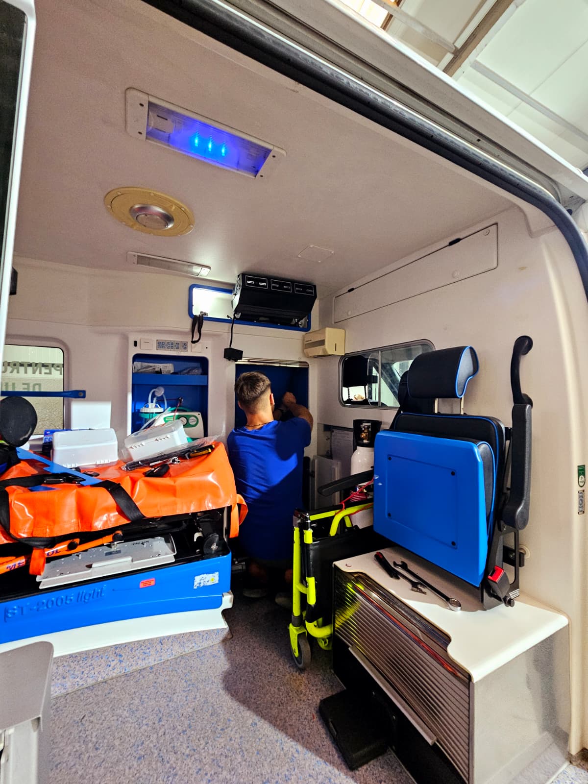 Kit extensie aer conditionat pentru masini transport persoane,marfa,funerare 12V 5.5kw